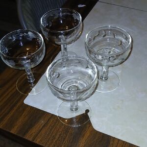 NY Collection Clear Glass Coupe Set